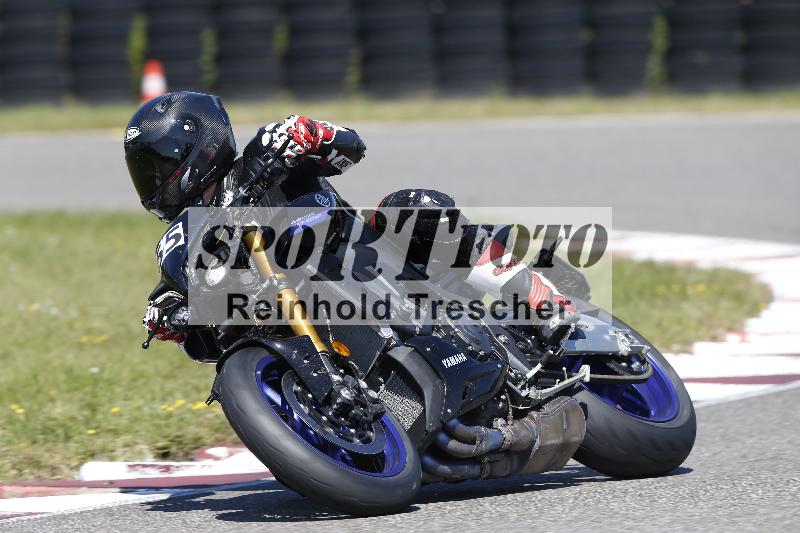 Archiv-2025/48 25.08.2025 Cornu Master School ADR/rot-rouge/65